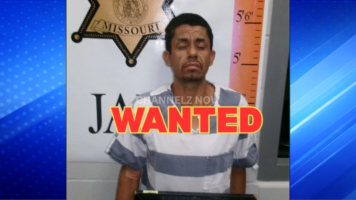 California Missouri Police Seek Wanted Man, Urge Public to Report Any ...
